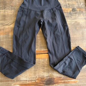 lululemon athletica all the right places crop Black Leggings sz 2